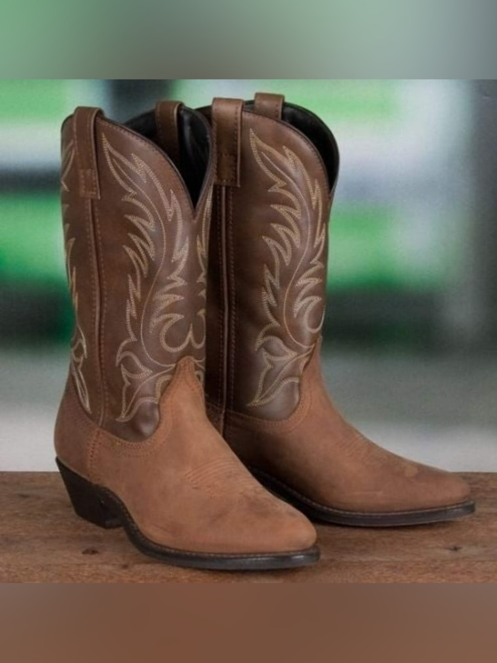 Laredo Women’s Distressed Brown Western Cowboy Boots Style 5742 Rounded Toe 7M